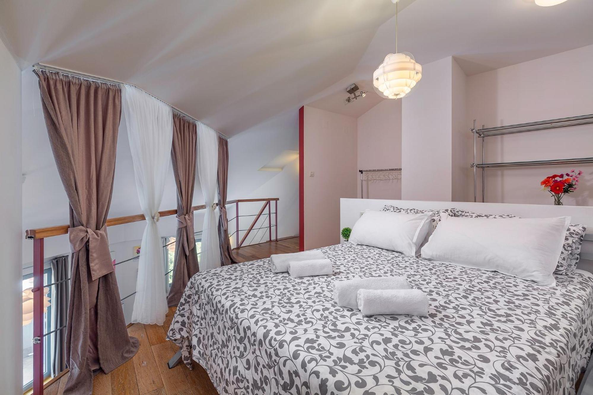 Deluxe Apartment Marina With A Private Parking غييكا المظهر الخارجي الصورة