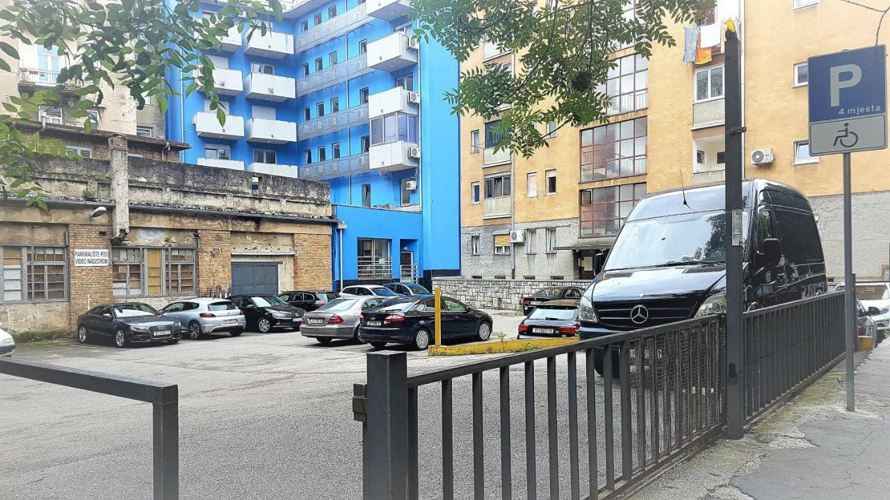Deluxe Apartment Marina With A Private Parking غييكا المظهر الخارجي الصورة